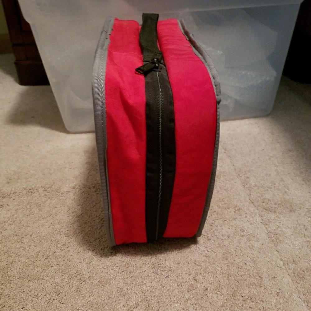 Rolling fold up traveling bag